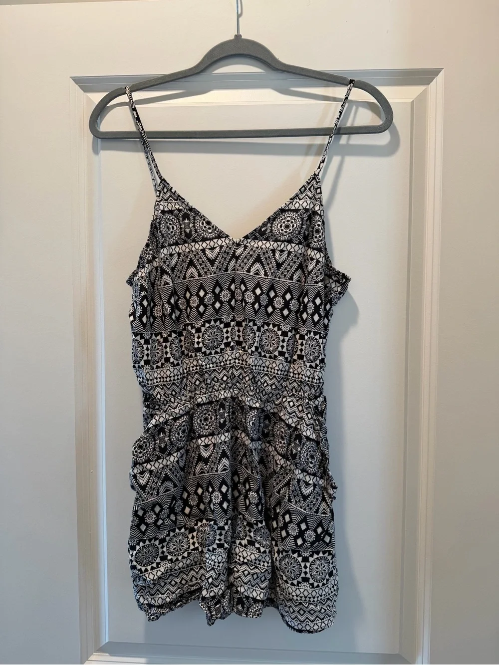 H&M Black and White Geometric Print Womens' One-Piece Romper